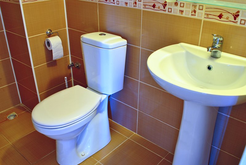 How Much Water Does a Toilet Use? - Plumbing Paramedics - Expert Plumbers Calgary
